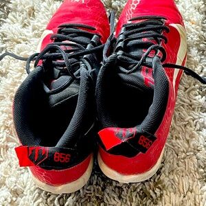 Red Nike Mike Trout Flex series cleats youth size 6 UK size 5.5.